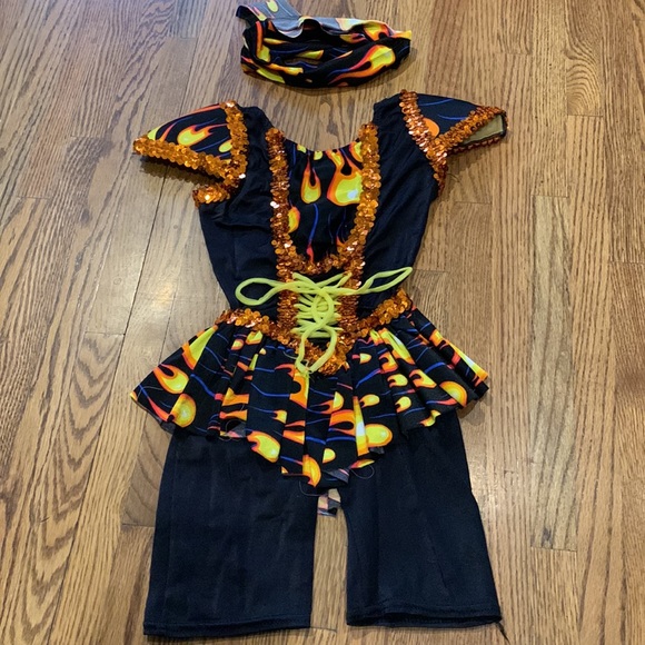 Child’s black leotard dance costume approx Sz 2 with lacing at waist & skirt - Picture 5 of 7